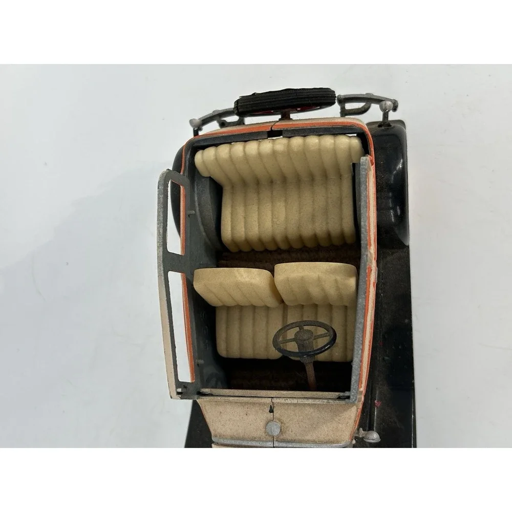 Vintage Hubley Ford Model A Victoria Diecast Metal 1/20 Model Car 4866-300